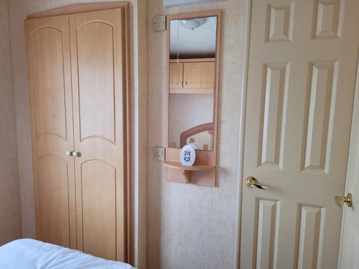 6 Berth Sealands Free Wifi Westmorland Sl Apartment *